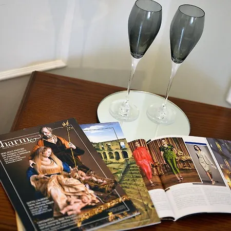 Residenza Borbonica نابولي