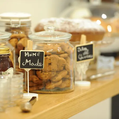 Residenza Borbonica فندق مبيت وإفطار