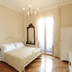 Bed & Breakfast Residenza Borbonica Neapel