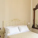 Residenza Borbonica Bed & Breakfast Neapel