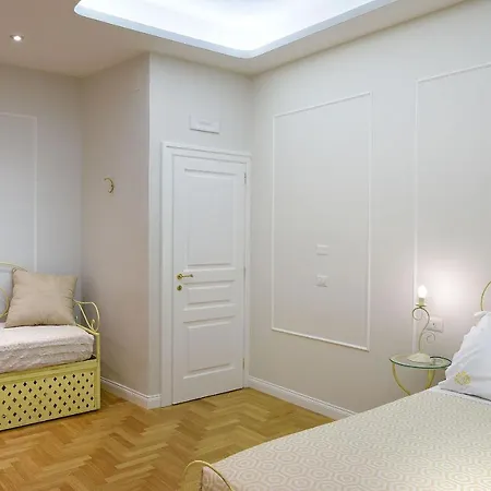Residenza Borbonica Bed & Breakfast Naples