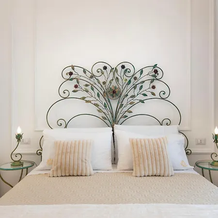 Residenza Borbonica Bed & Breakfast Naples