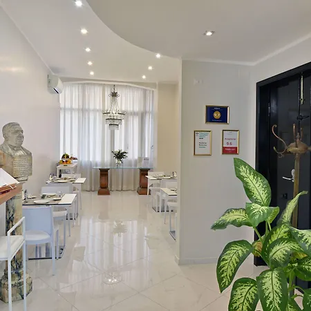 Residenza Borbonica 4* Nápoles