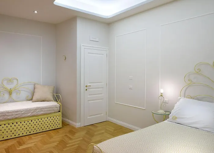 Residenza Borbonica Bed and Breakfast Νάπολη