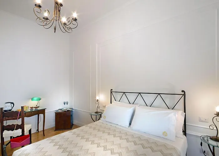 Residenza Borbonica Bed and Breakfast Νάπολη