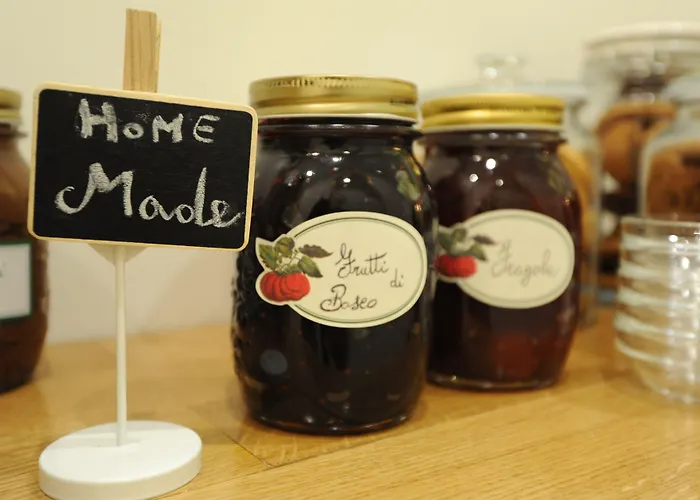 Residenza Borbonica Bed and Breakfast 4*