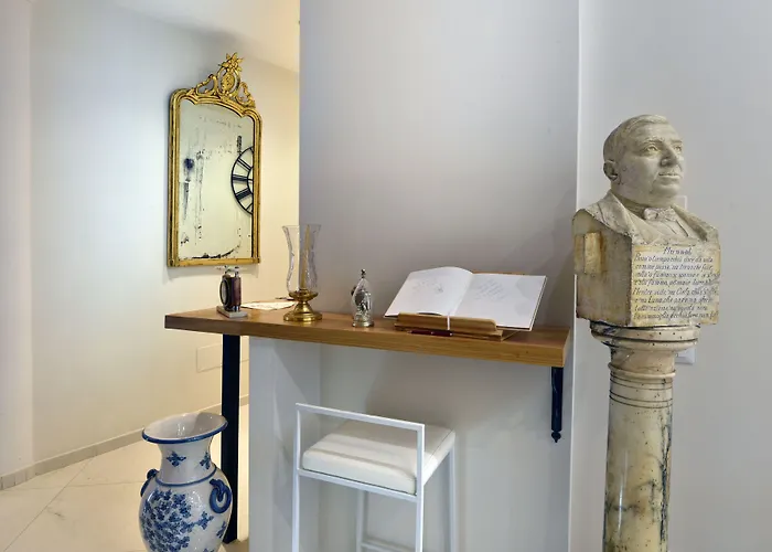 Bed and Breakfast Residenza Borbonica 4*